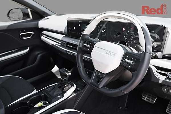 2025 Kia K4 GT-Line CL4m thumb-4