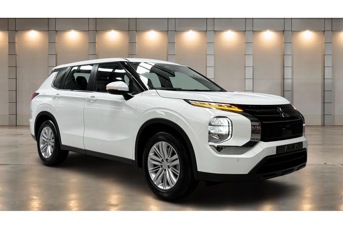 2024 Mitsubishi Outlander ES ZM