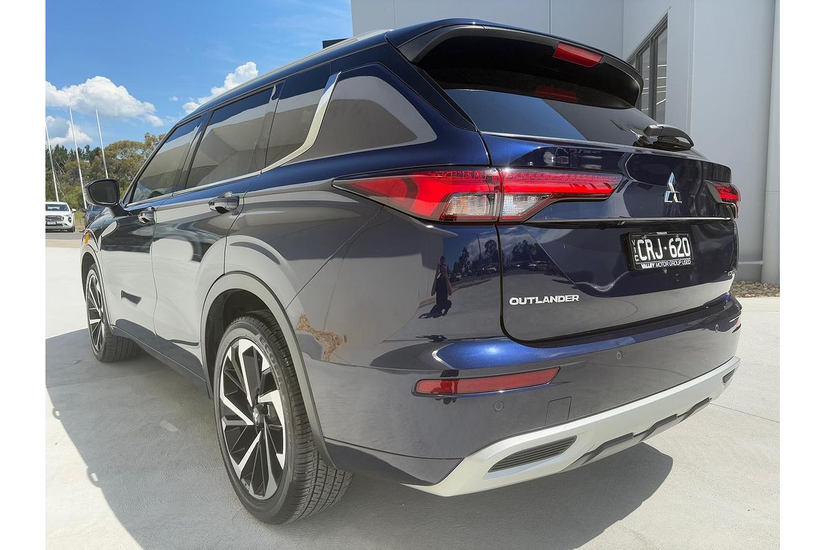 2023 Mitsubishi Outlander Exceed ZM
