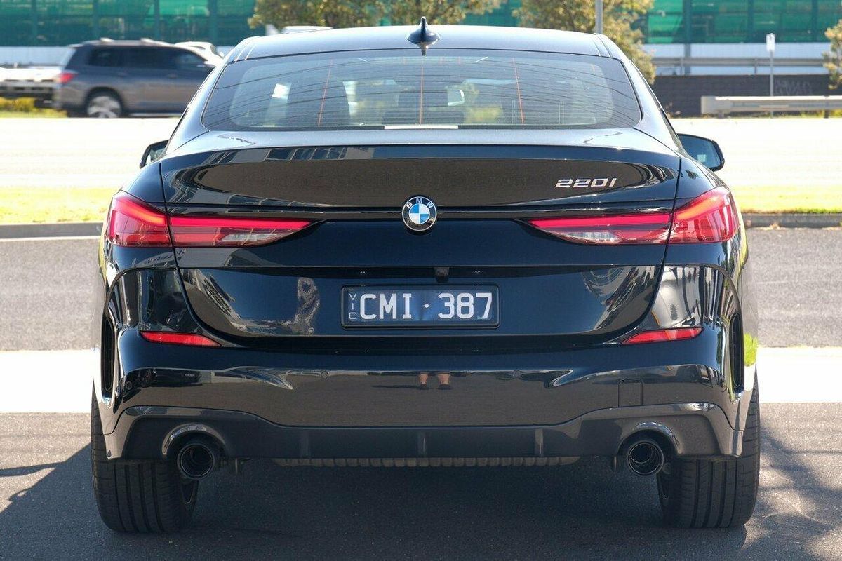 2023 BMW 2 Series 220i M Sport F44