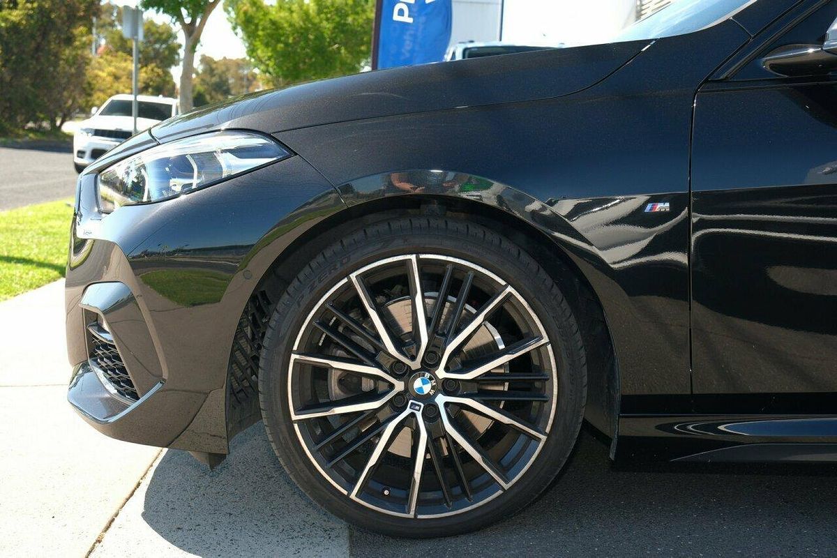 2023 BMW 2 Series 220i M Sport F44