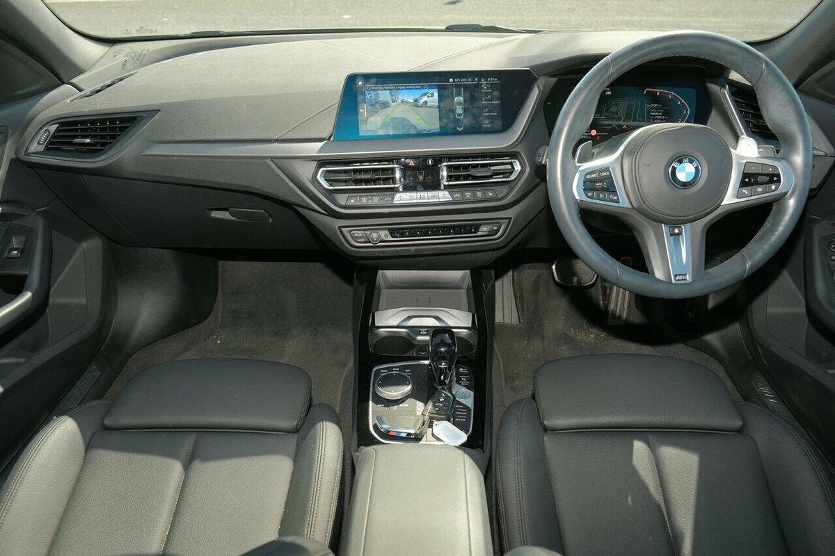 2023 BMW 2 Series 220i M Sport F44