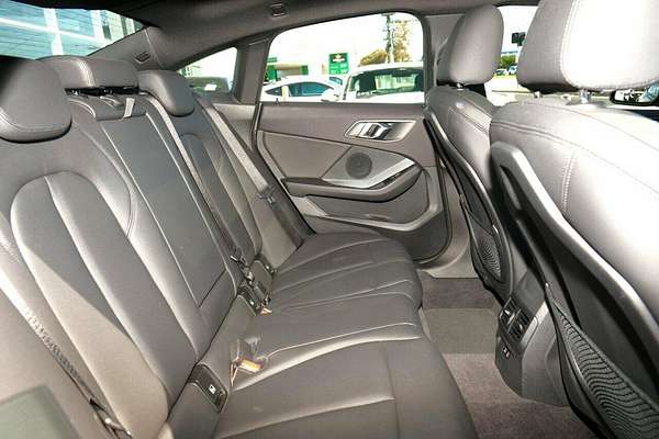 2023 BMW 2 Series 220i M Sport F44