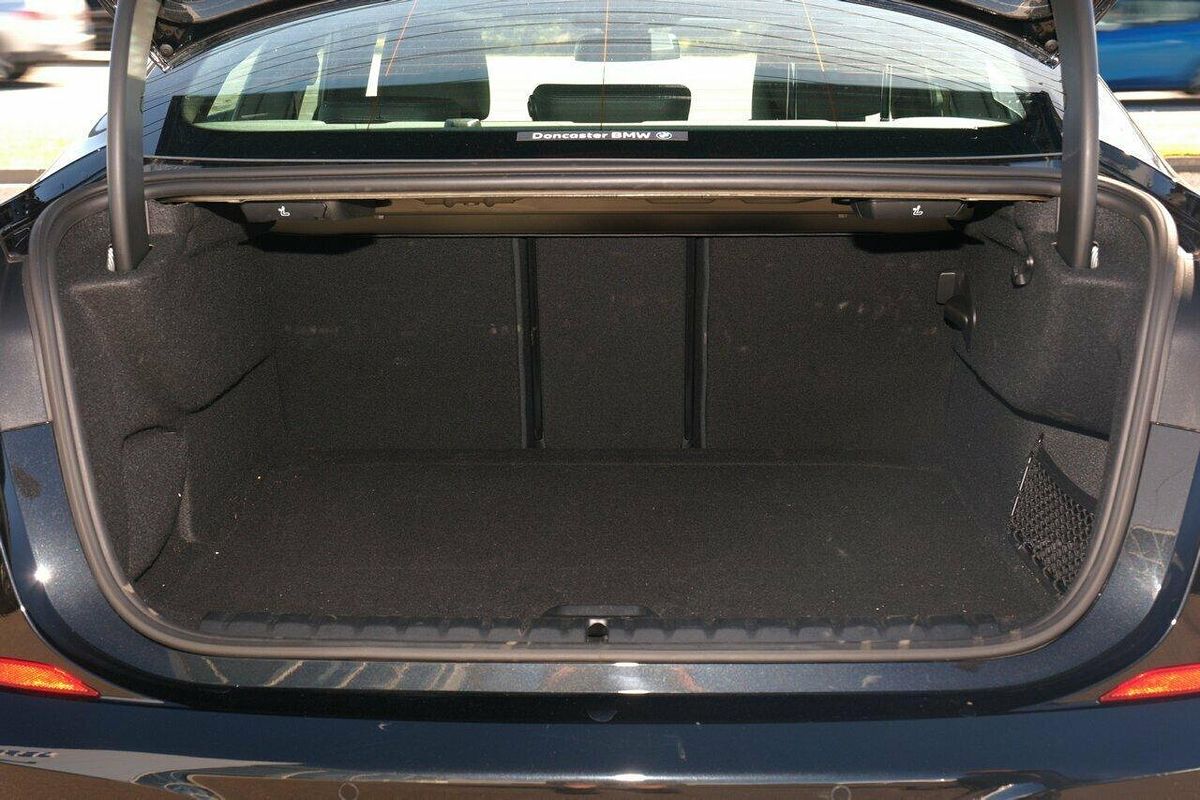 2023 BMW 2 Series 220i M Sport F44