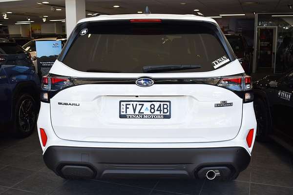2025 Subaru Forester Hybrid Touring S6