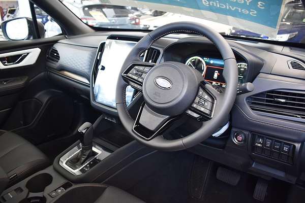 2025 Subaru Forester Hybrid Touring S6