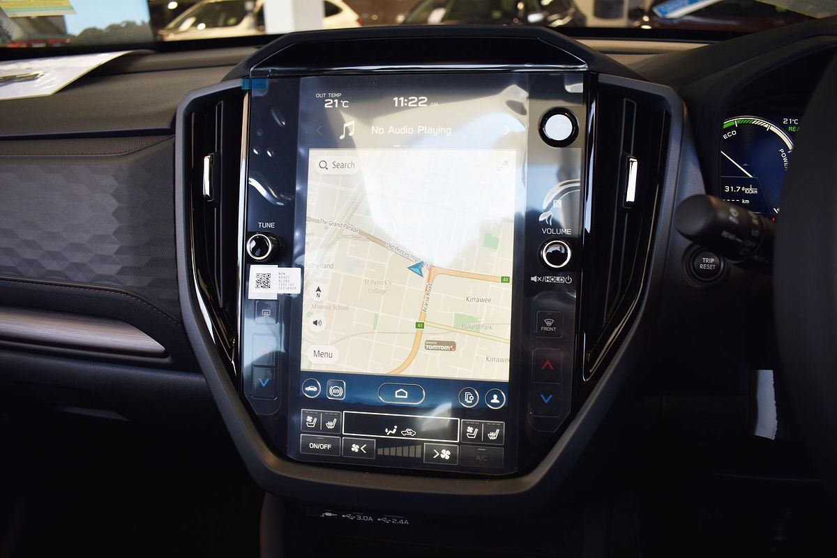 2025 Subaru Forester Hybrid Touring S6