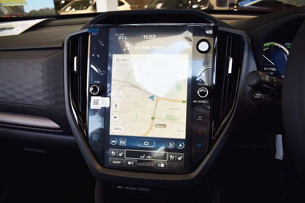 2025 Subaru Forester Hybrid Touring S6