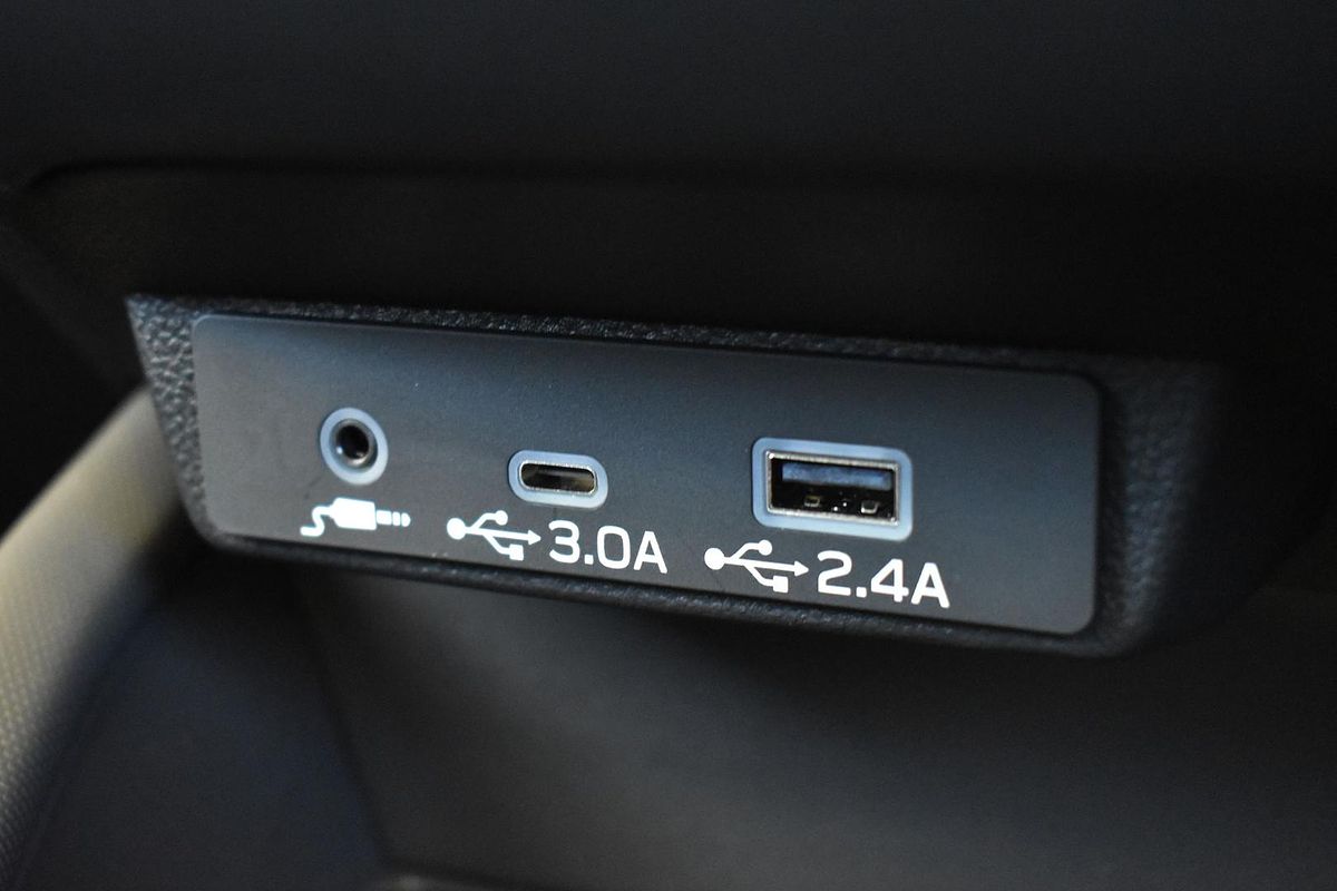 2025 Subaru Forester Hybrid Touring S6