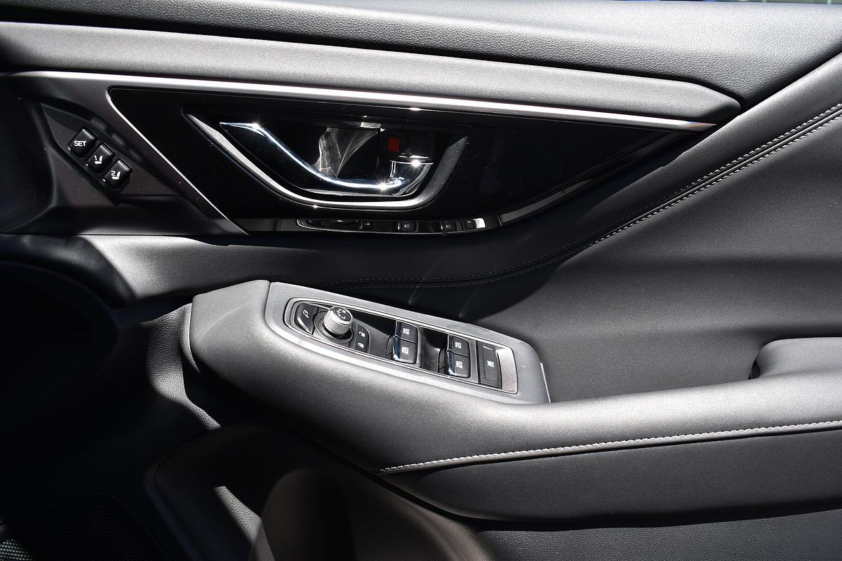 2025 Subaru Outback AWD Touring XT 6GEN