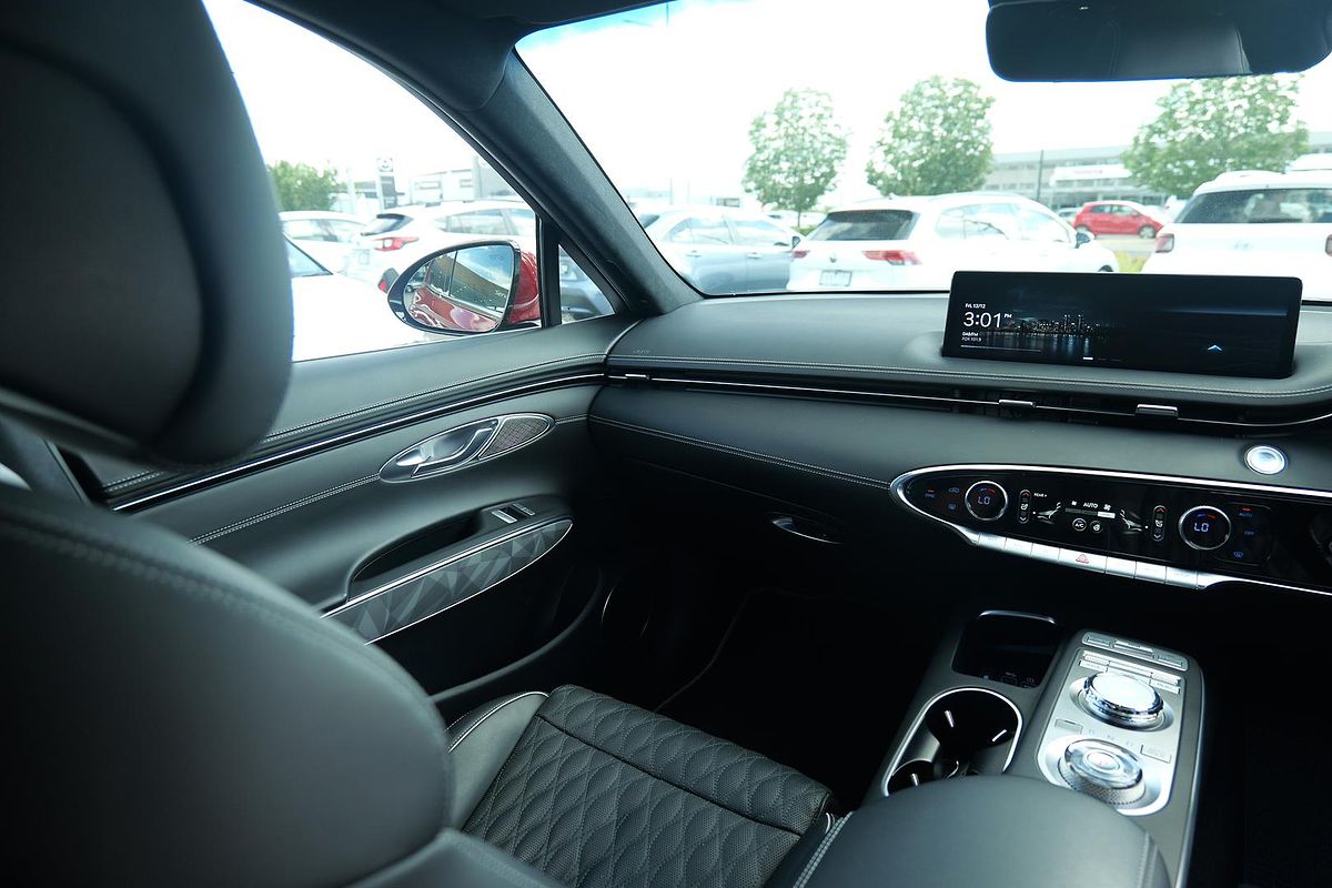 2022 Genesis GV70 3.5T AWD Sport JK.V1