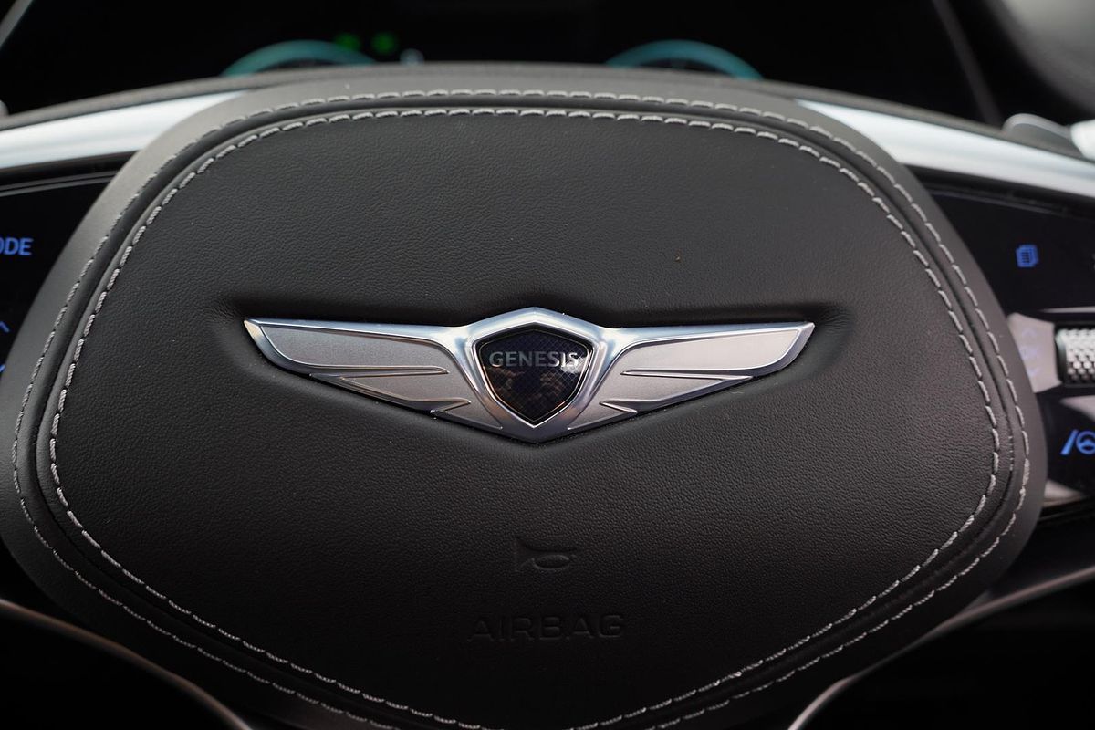 2022 Genesis GV70 3.5T AWD Sport JK.V1