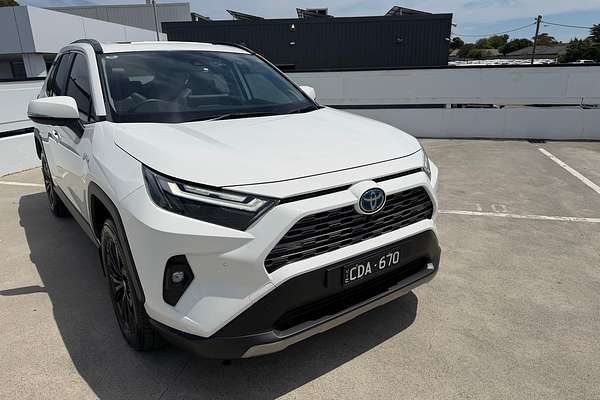 2024 Toyota RAV4 Cruiser AXAH52R