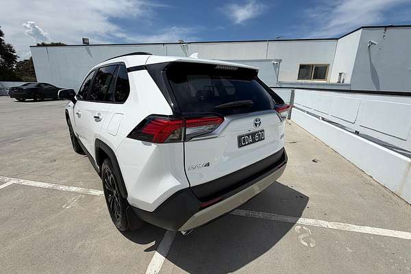 2024 Toyota RAV4 Cruiser AXAH52R