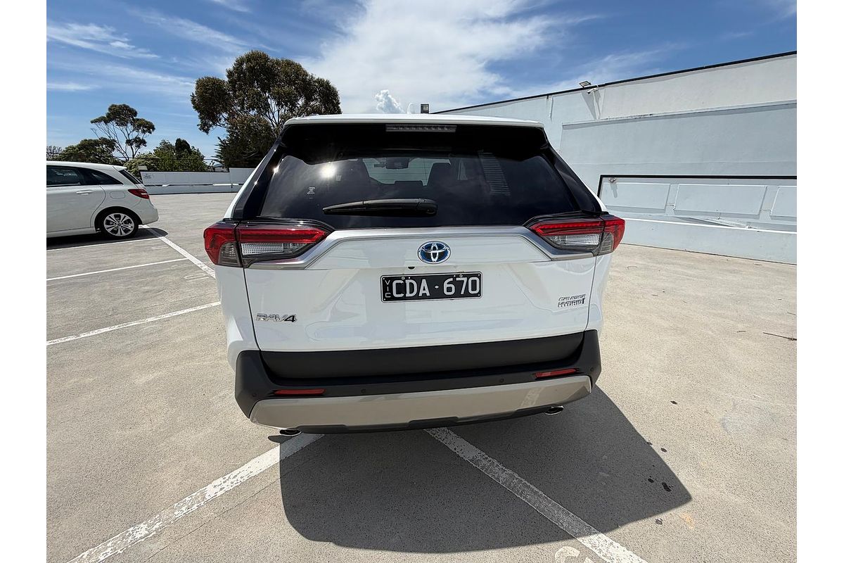 2024 Toyota RAV4 Cruiser AXAH52R