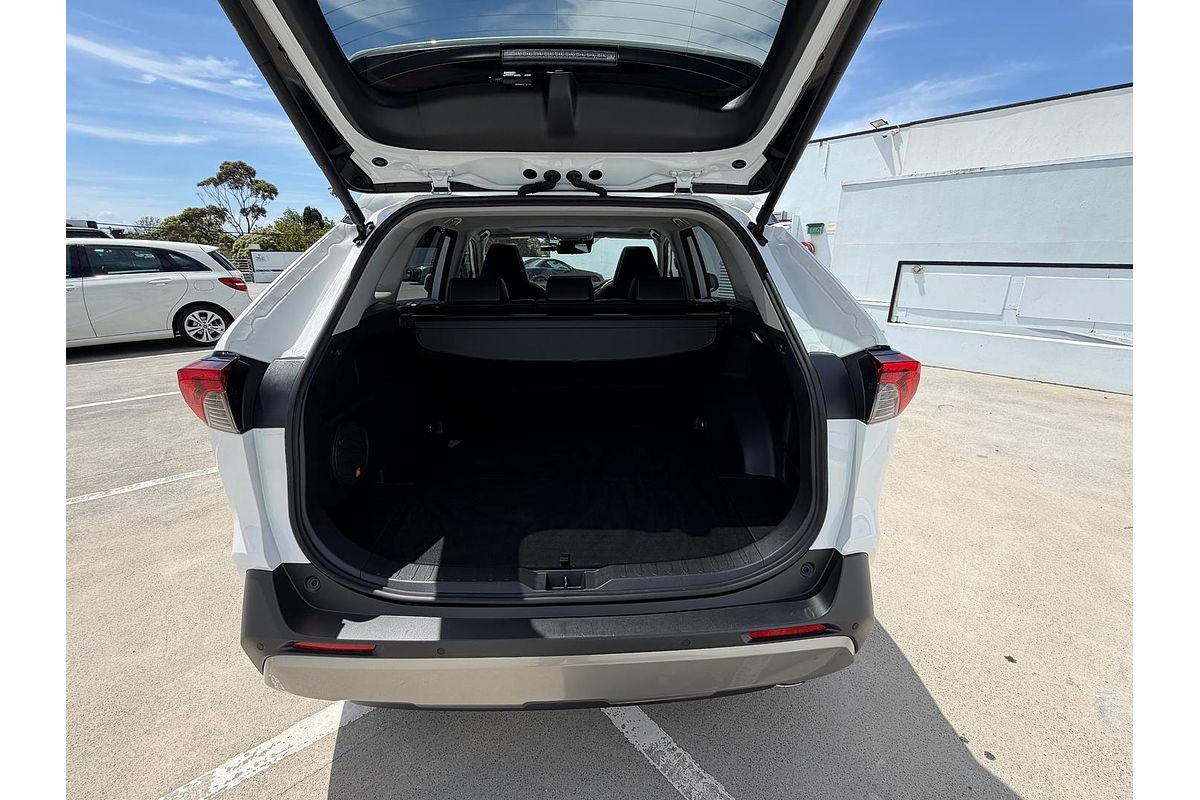 2024 Toyota RAV4 Cruiser AXAH52R