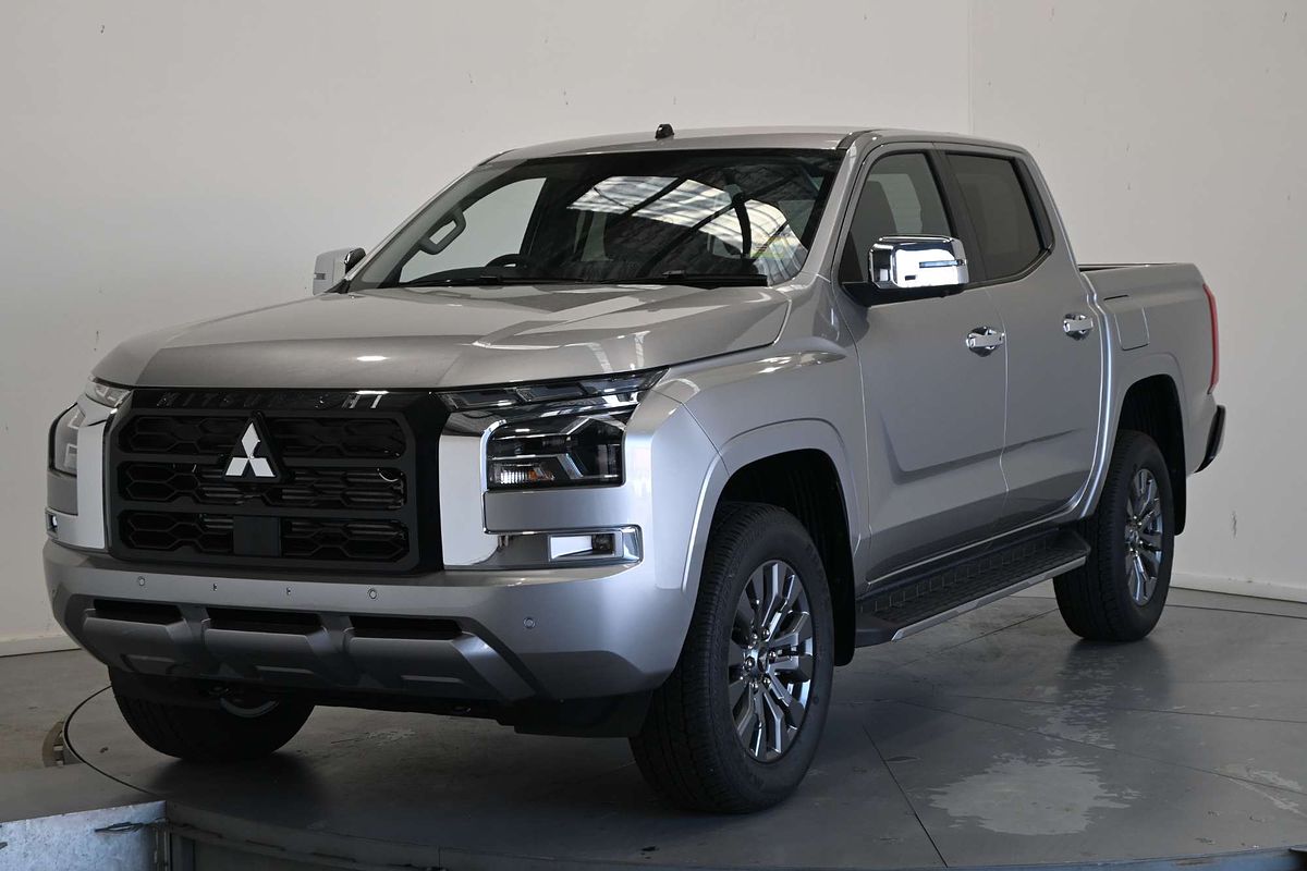2025 Mitsubishi Triton GLS MV 4X4