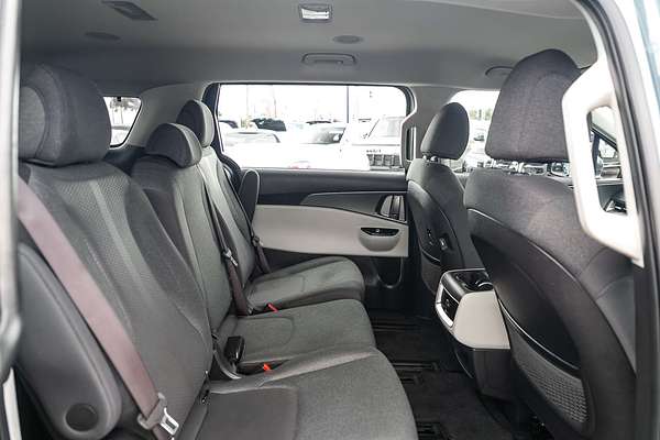 2023 Kia Carnival S KA4