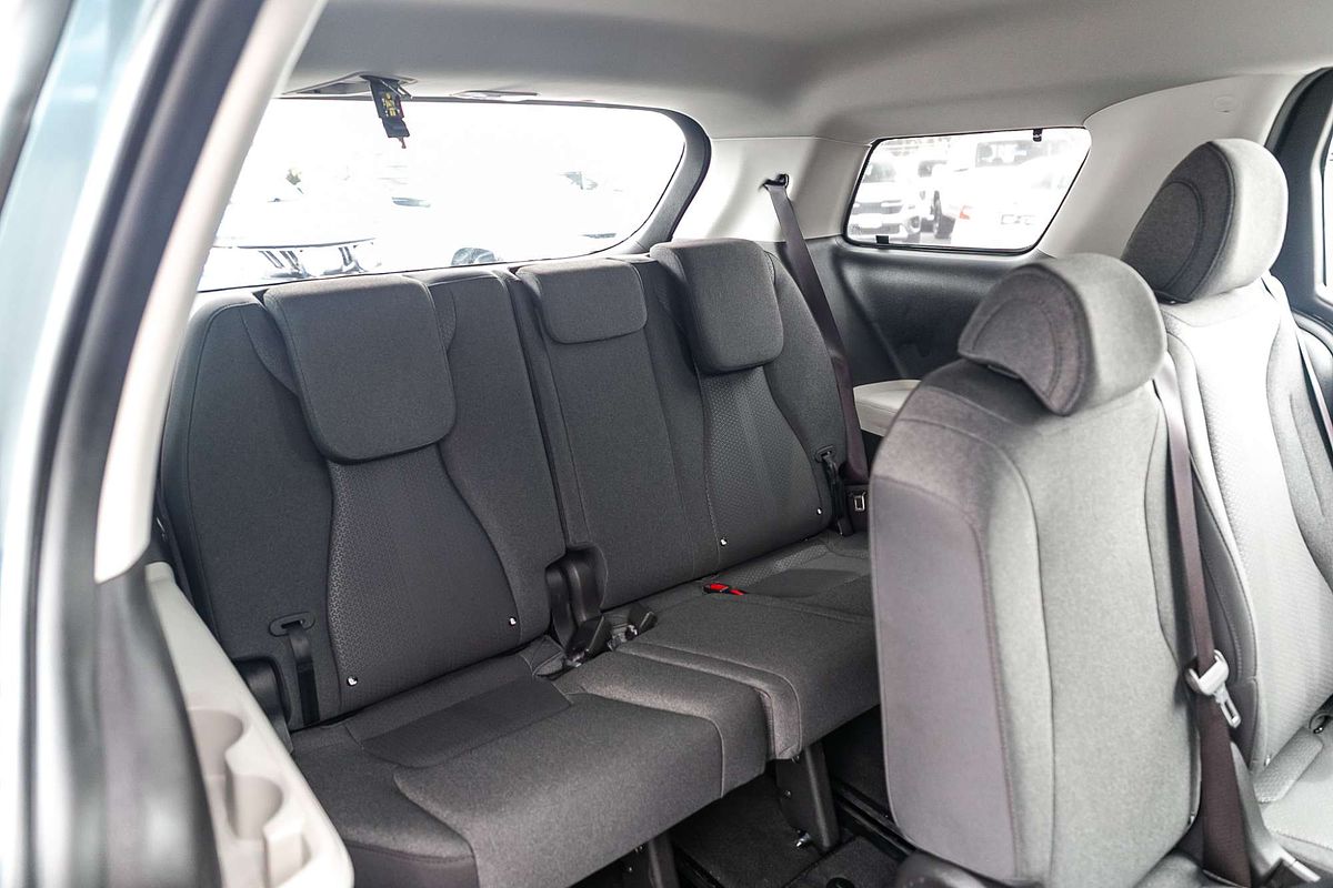 2023 Kia Carnival S KA4