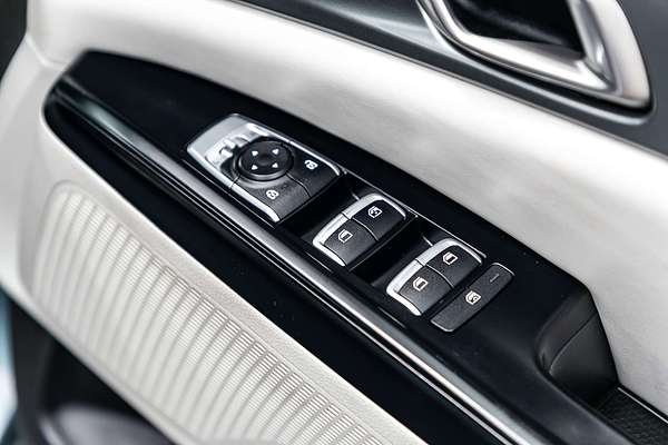 2023 Kia Carnival S KA4