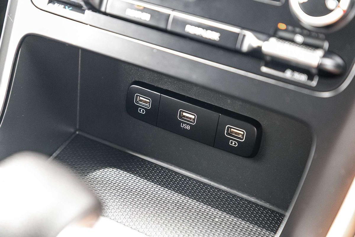 2023 Kia Carnival S KA4