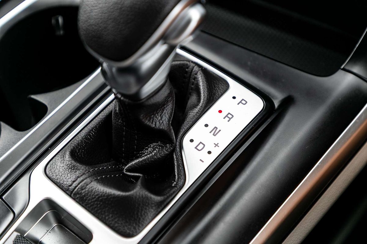 2023 Kia Carnival S KA4