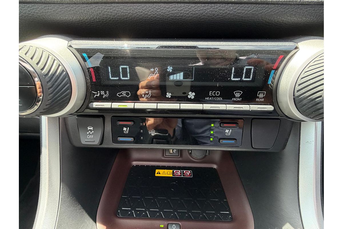 2024 Toyota RAV4 Cruiser AXAH52R