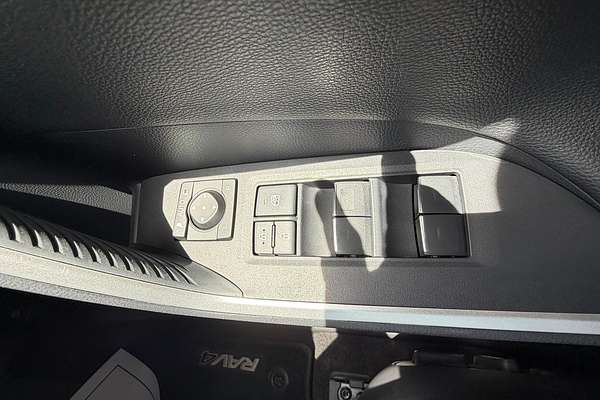 2024 Toyota RAV4 Cruiser AXAH52R