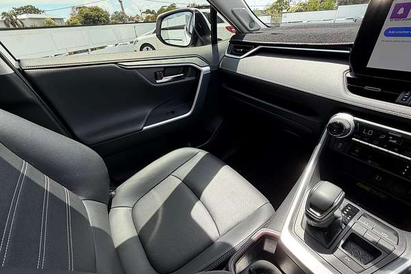 2024 Toyota RAV4 Cruiser AXAH52R