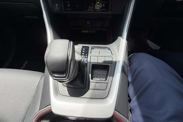 2024 Toyota RAV4 Cruiser AXAH52R