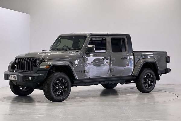 2022 Jeep Gladiator Night Eagle JT All Wheel Drive