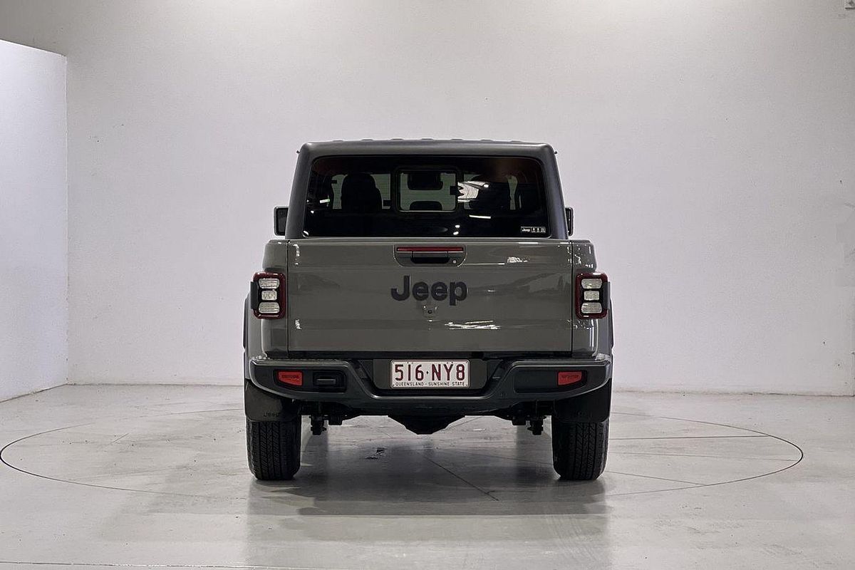 2022 Jeep Gladiator Night Eagle JT All Wheel Drive