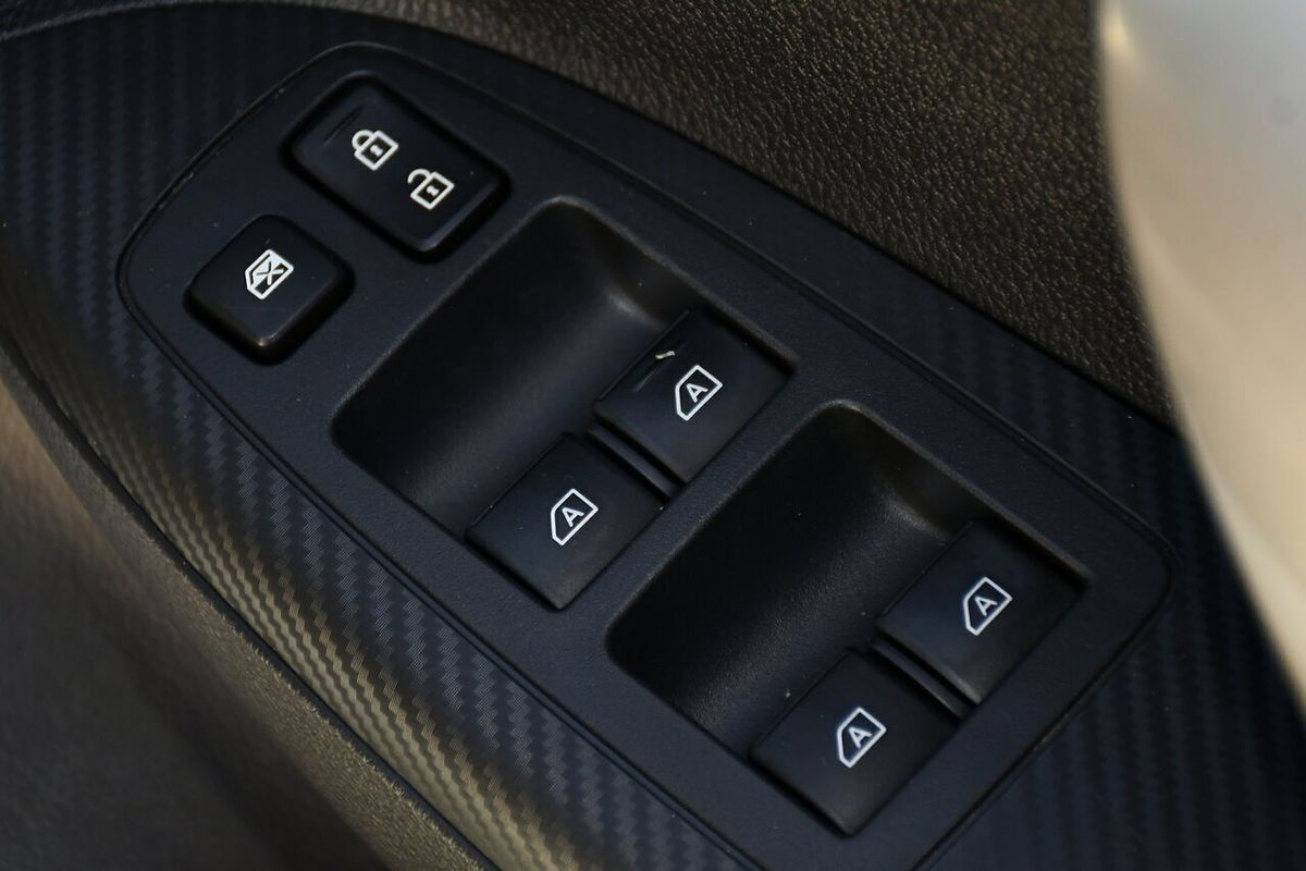 2019 Mitsubishi Eclipse Cross ES YA