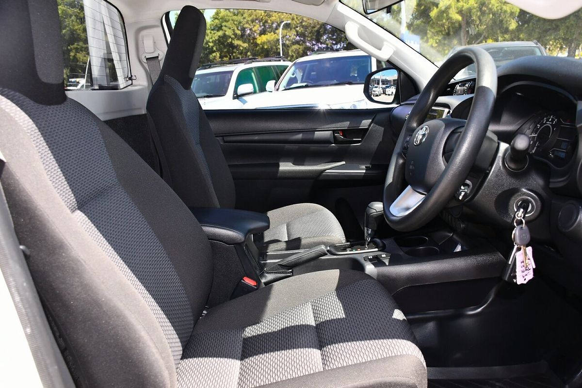 2018 Toyota Hilux Workmate TGN121R Rear Wheel Drive