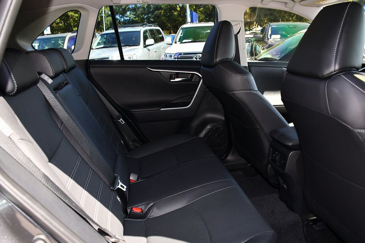 2025 Toyota RAV4 Cruiser AXAH54R