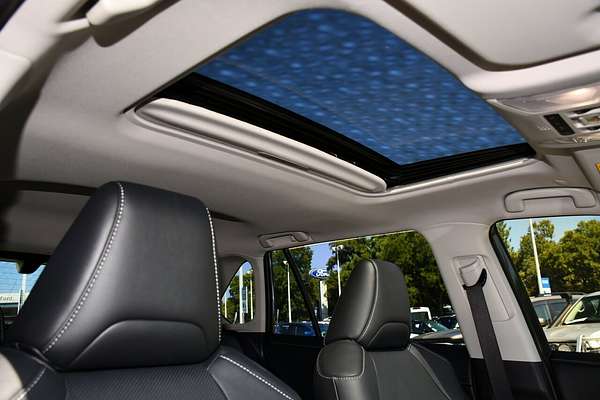 2025 Toyota RAV4 Cruiser AXAH54R