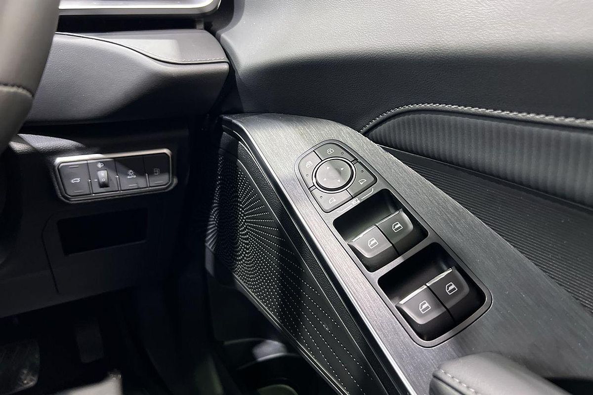 2025 GWM Haval H6 Ultra PHEV B01