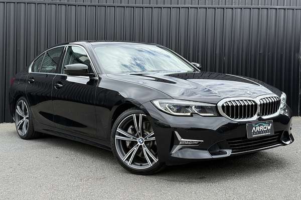 2022 BMW 3 Series 330i Luxury Line G20