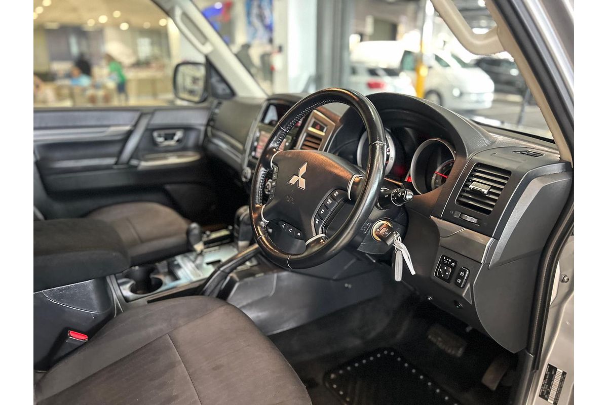 2020 Mitsubishi Pajero GLX NX