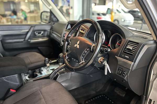 2020 Mitsubishi Pajero GLX NX