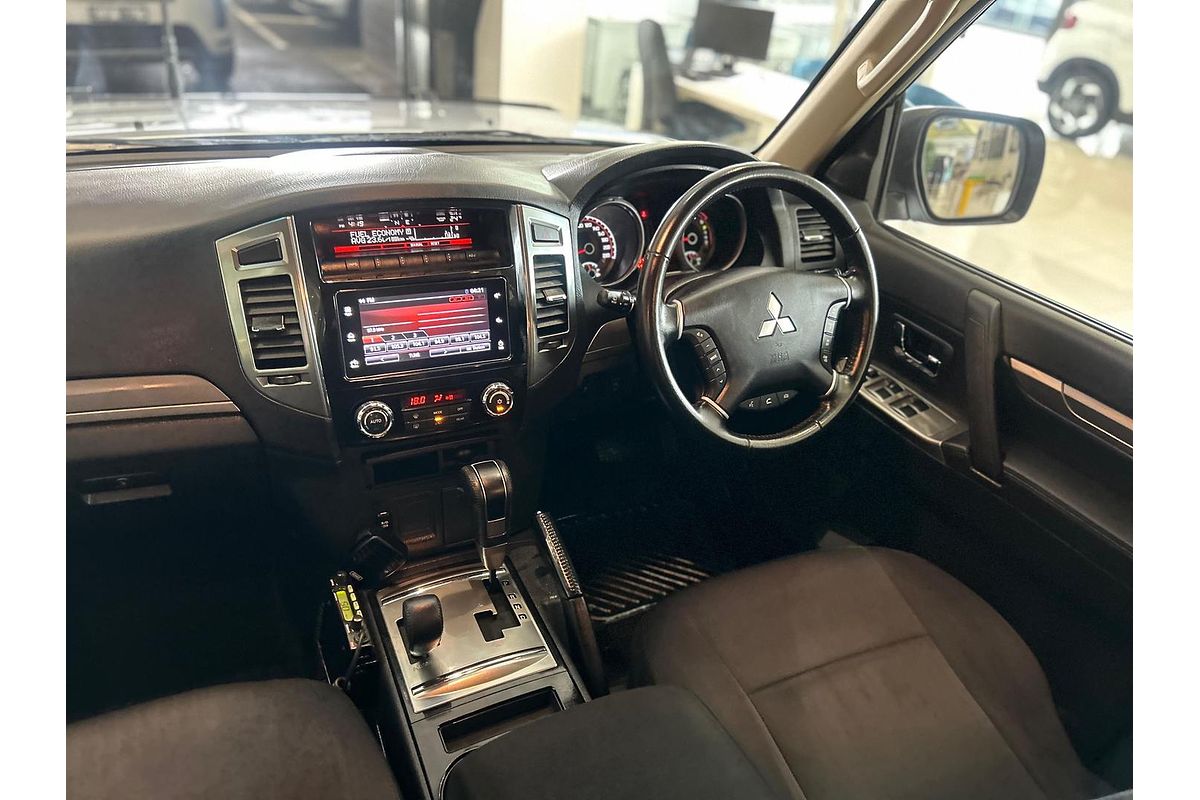 2020 Mitsubishi Pajero GLX NX