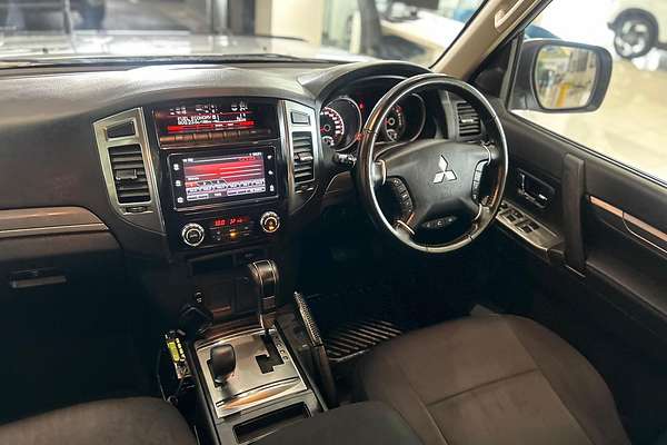 2020 Mitsubishi Pajero GLX NX