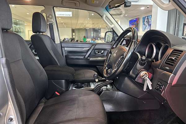 2020 Mitsubishi Pajero GLX NX