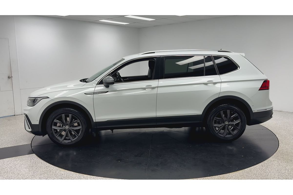 2022 Volkswagen Tiguan 162TSI Adventure Allspace 5N