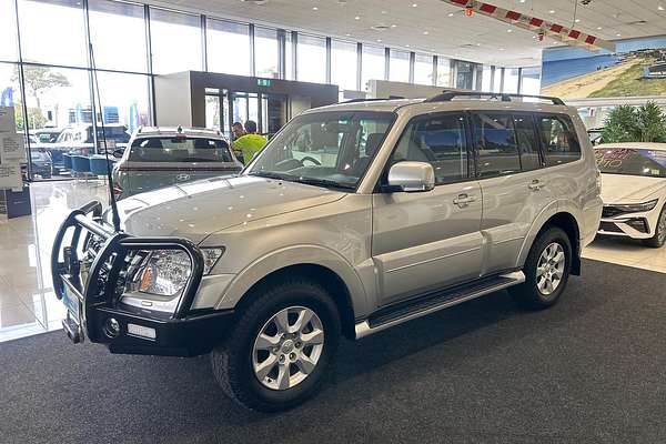 2020 Mitsubishi Pajero GLX NX