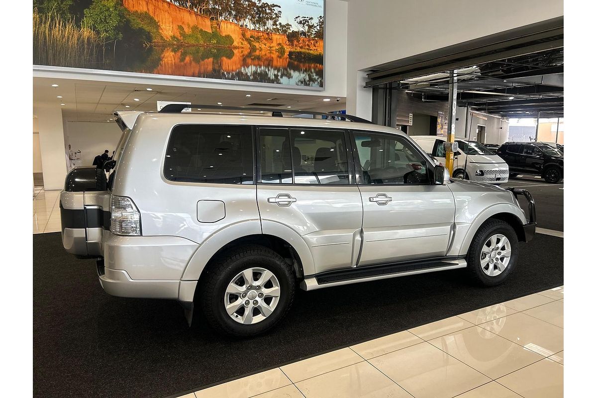 2020 Mitsubishi Pajero GLX NX