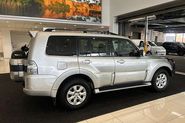 2020 Mitsubishi Pajero GLX NX