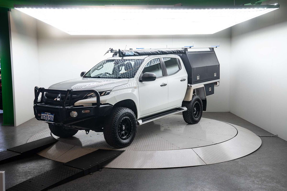 2019 Mitsubishi Triton GLX MR 4X4
