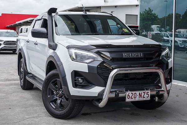 2025 Isuzu D-MAX X-TERRAIN 4X4