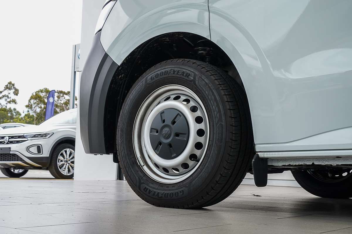 2025 Volkswagen Transporter TDI 125kW NSN LWB Low Roof